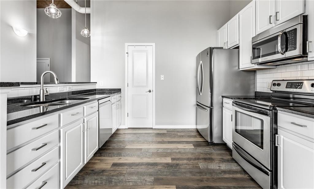 630 N College Avenue Unit: 407