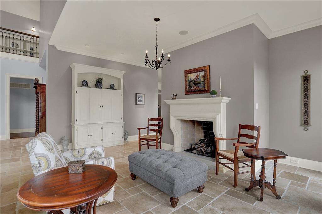 10716 Club Chase