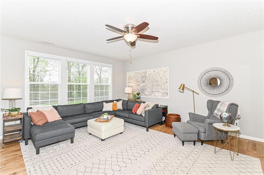 3467 Paisley Pointe