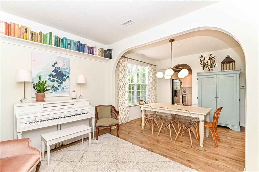3467 Paisley Pointe