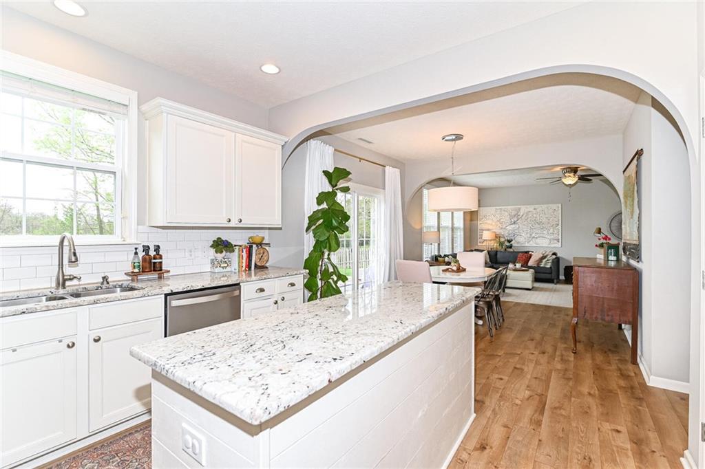 3467 Paisley Pointe