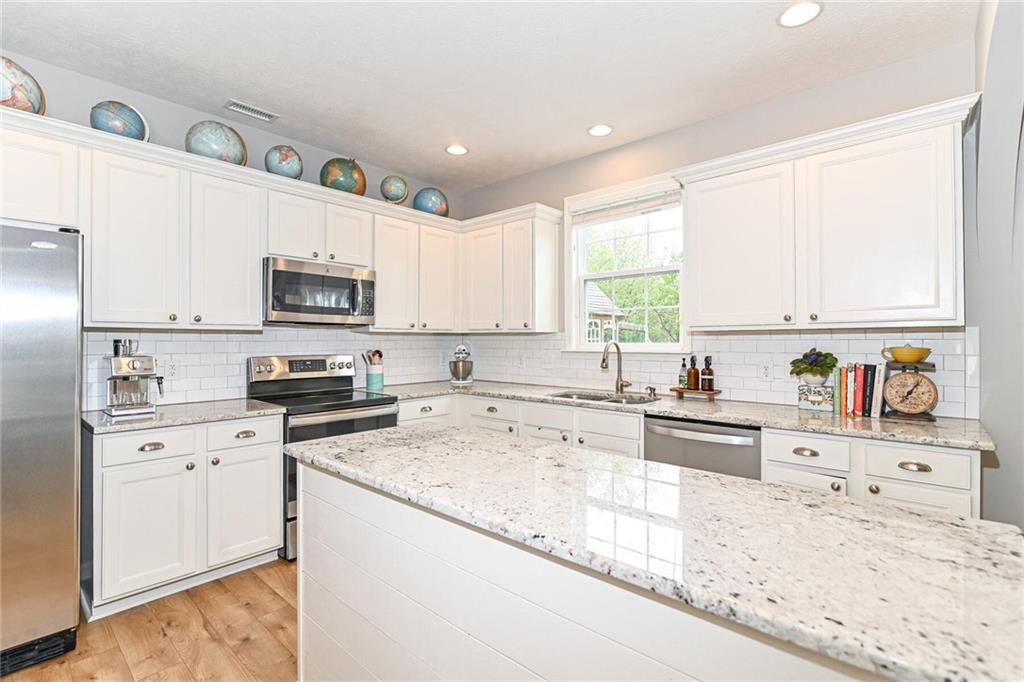 3467 Paisley Pointe