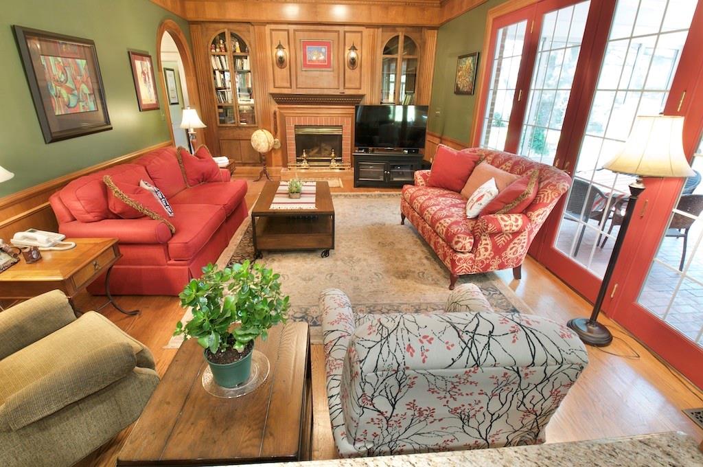 5156 Upperwood Court