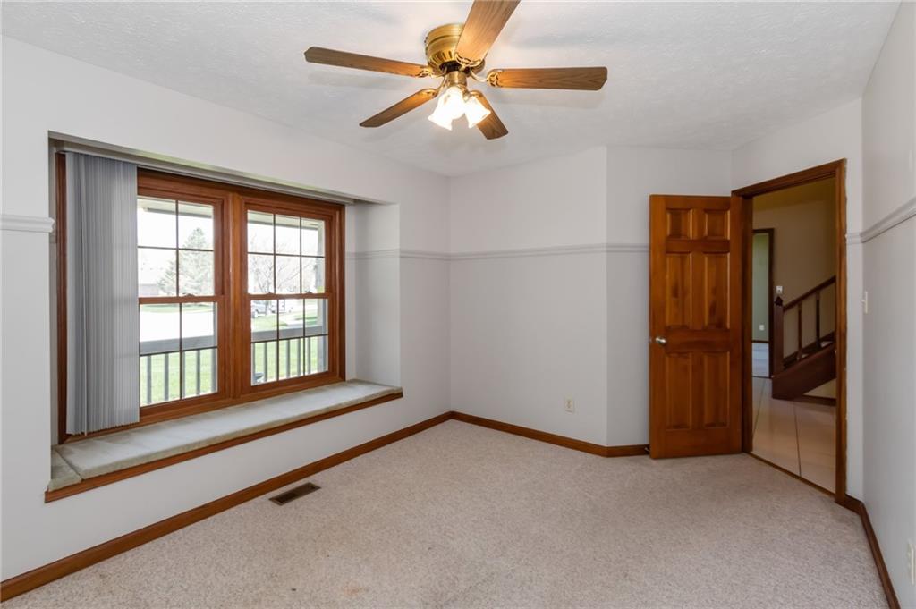 253 Hollowview Court
