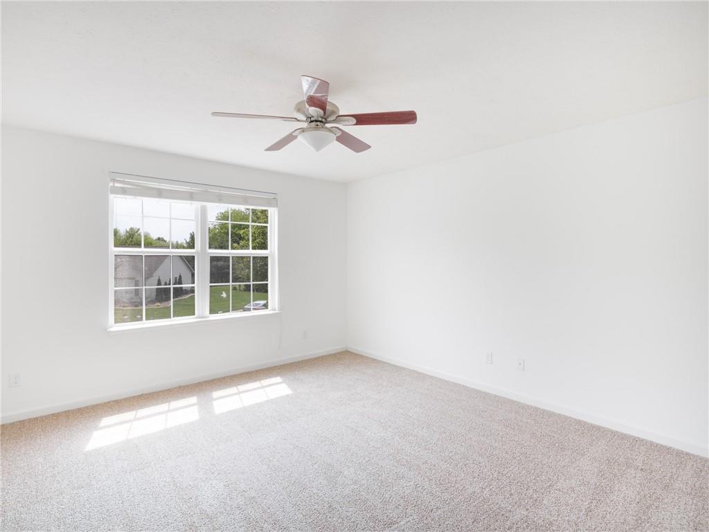 5900 Hollow Oak Trail