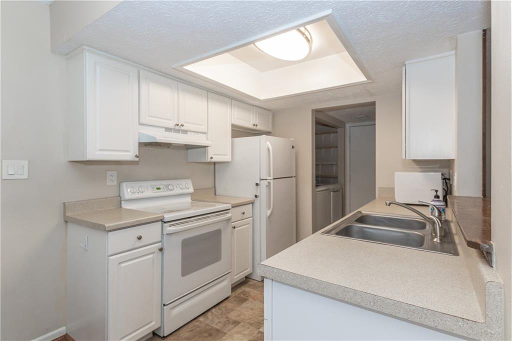 2562 Chaseway Court