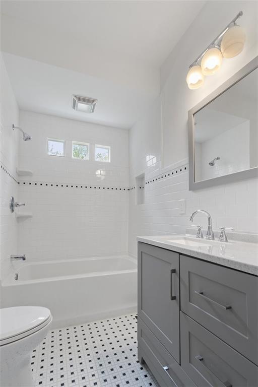 3631 W 79th Street