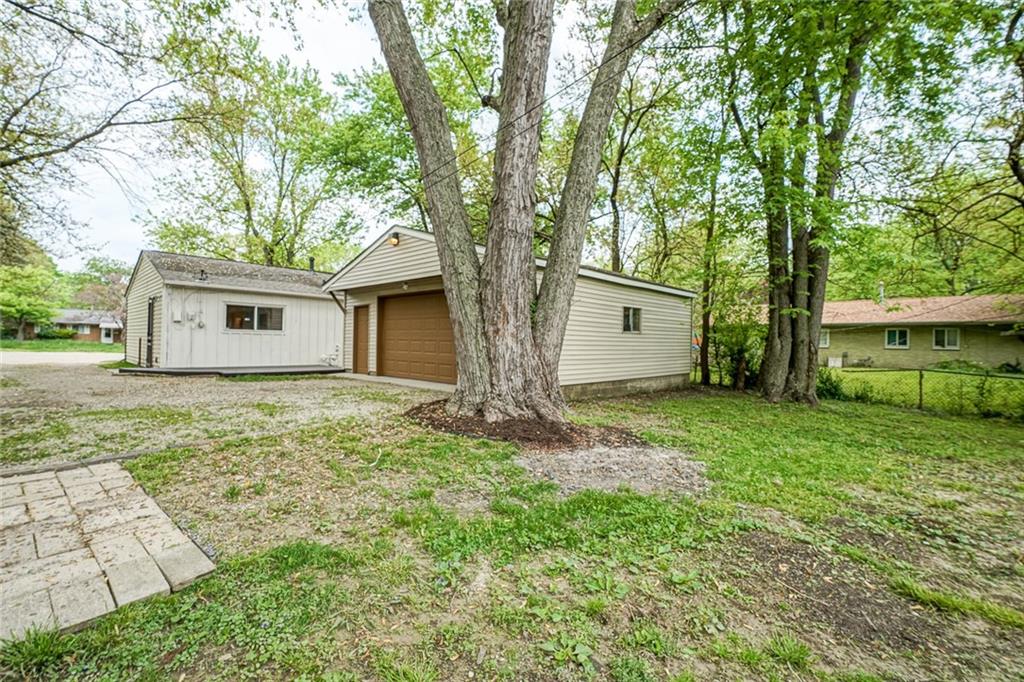 9713 GENEVIEVE Court