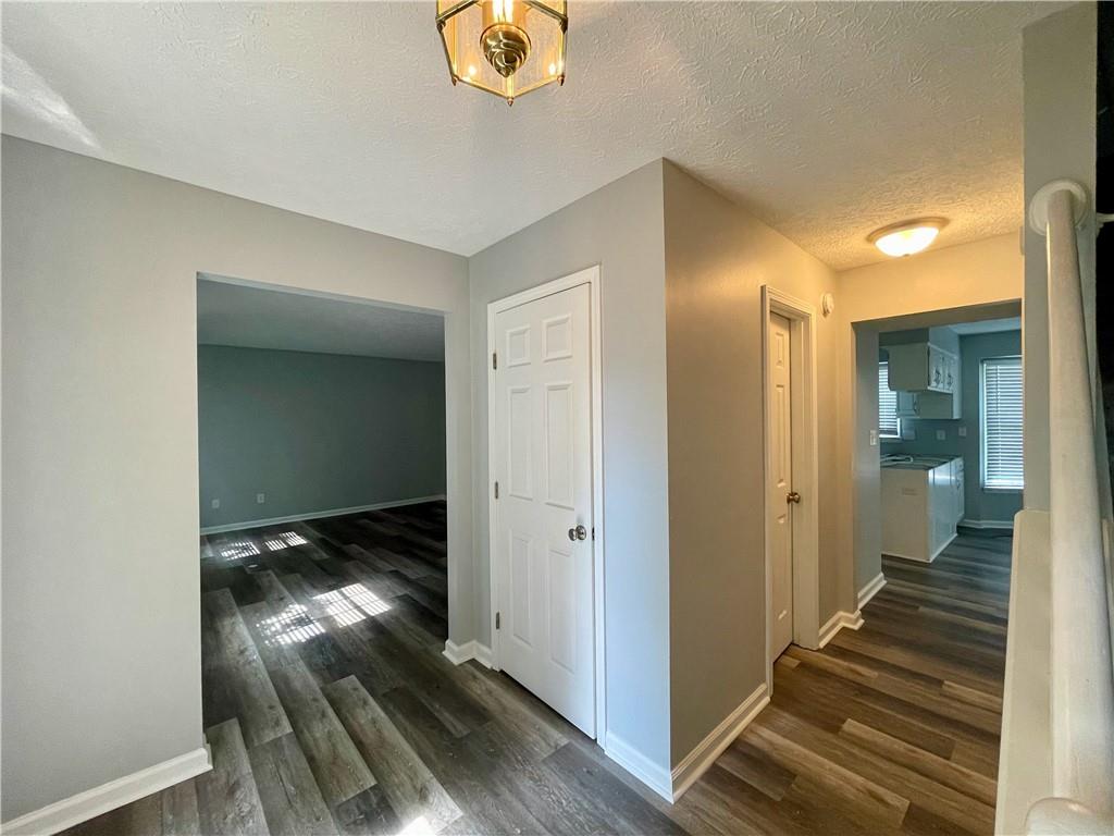 8414 Anchorage Court