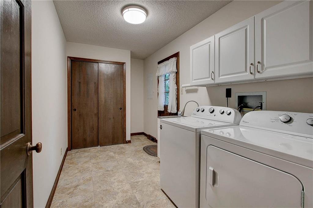 1242 Driftwood Drive
