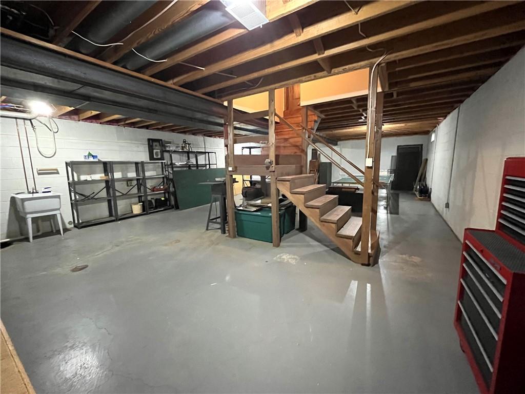 1242 Driftwood Drive