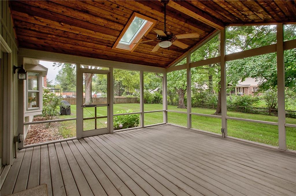 1242 Driftwood Drive