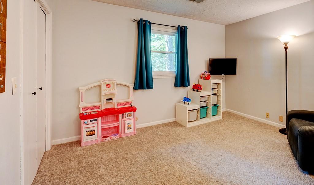 344 Thurston Drive