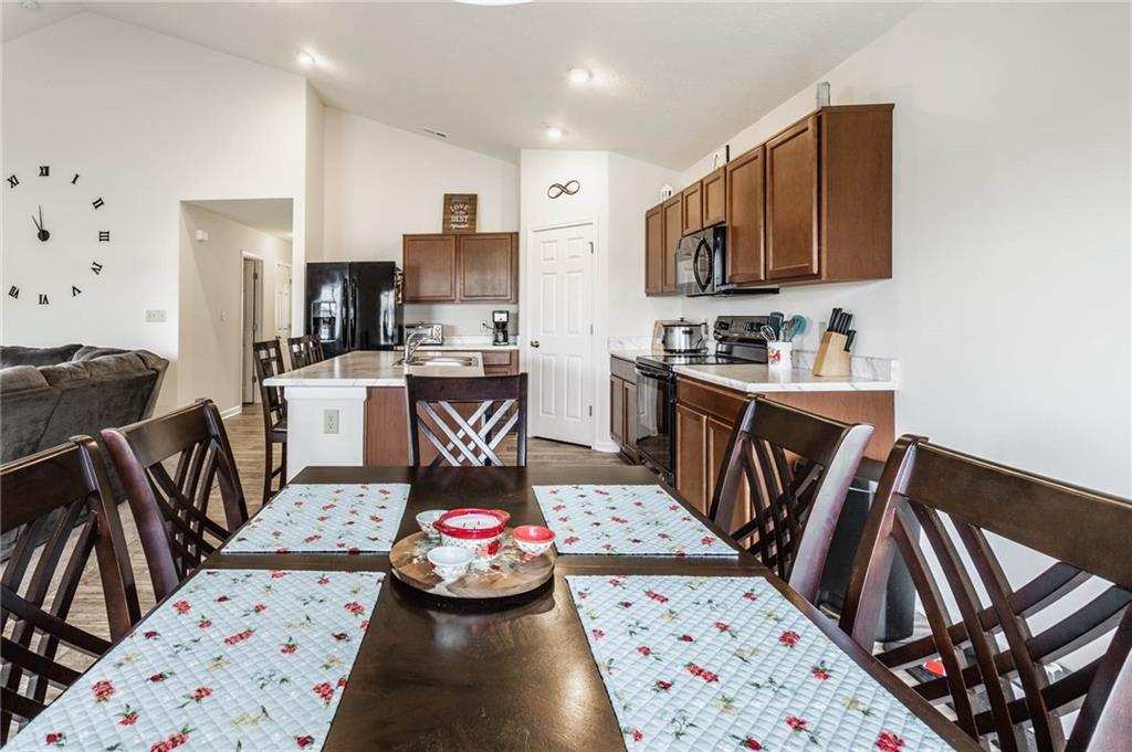 1355 W Limestone Way
