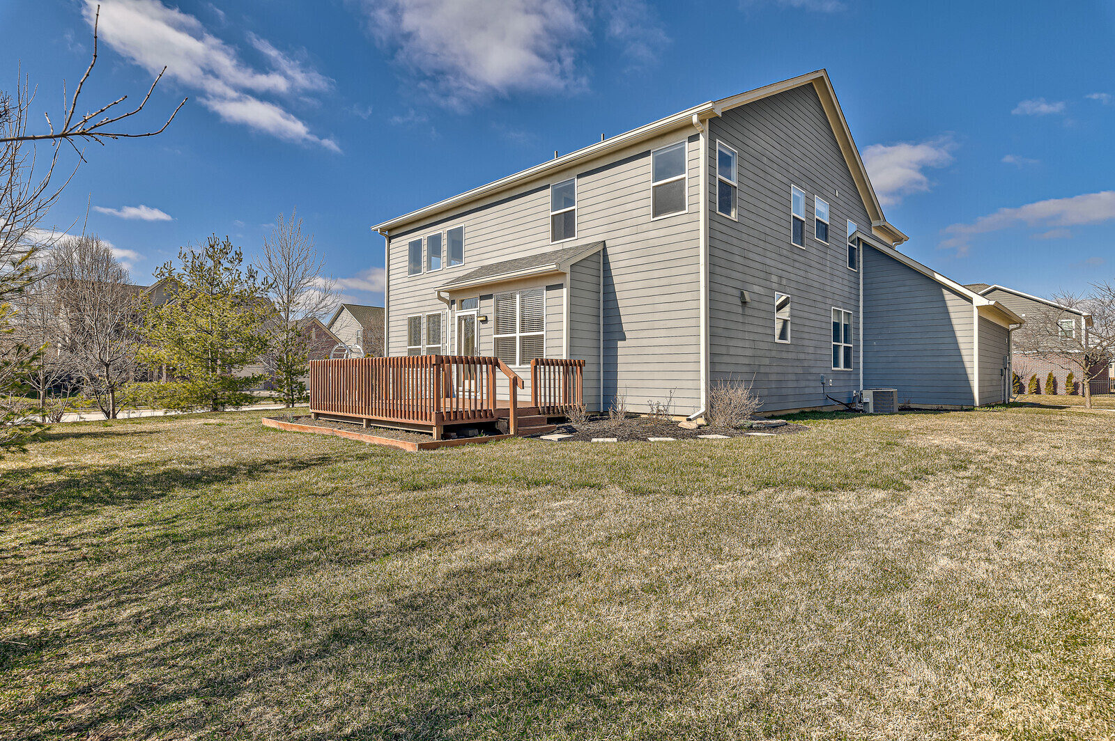 4045 Rowlett Place