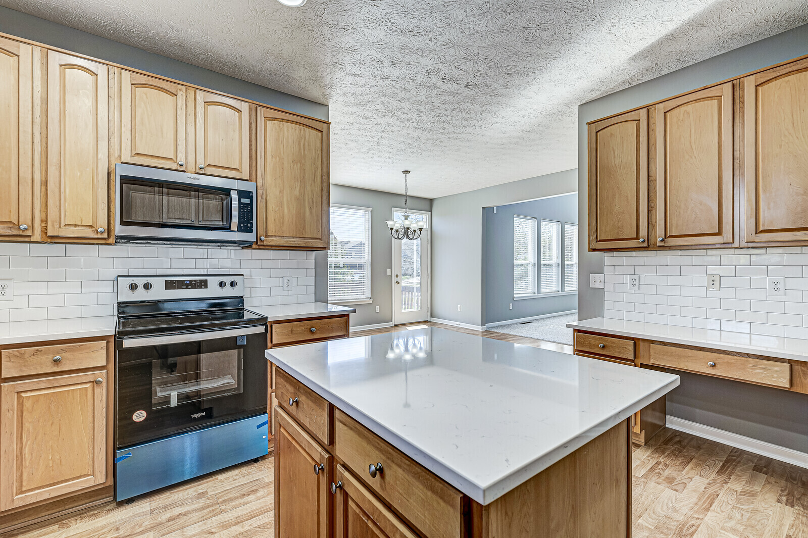 4045 Rowlett Place