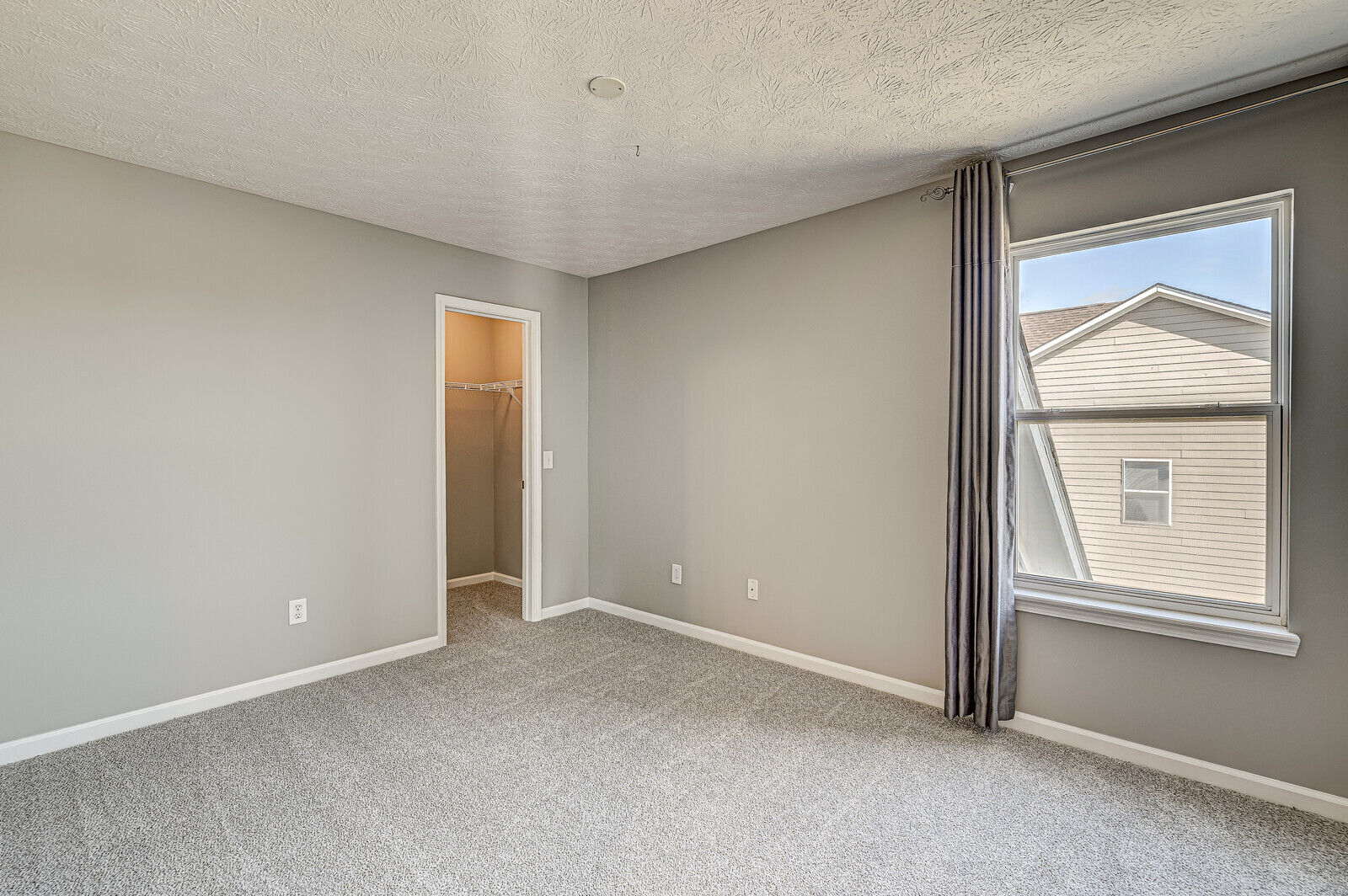 4045 Rowlett Place