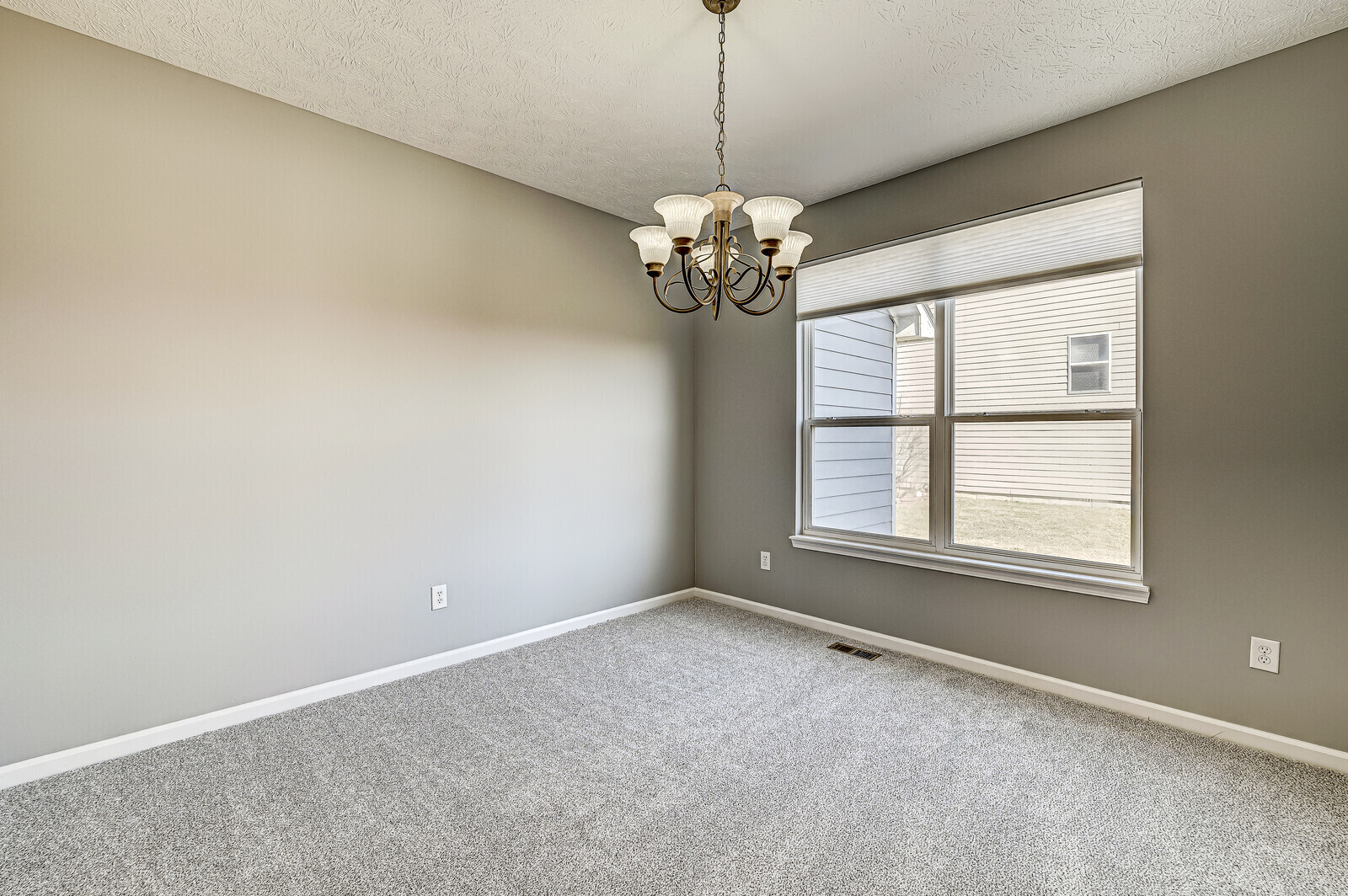 4045 Rowlett Place