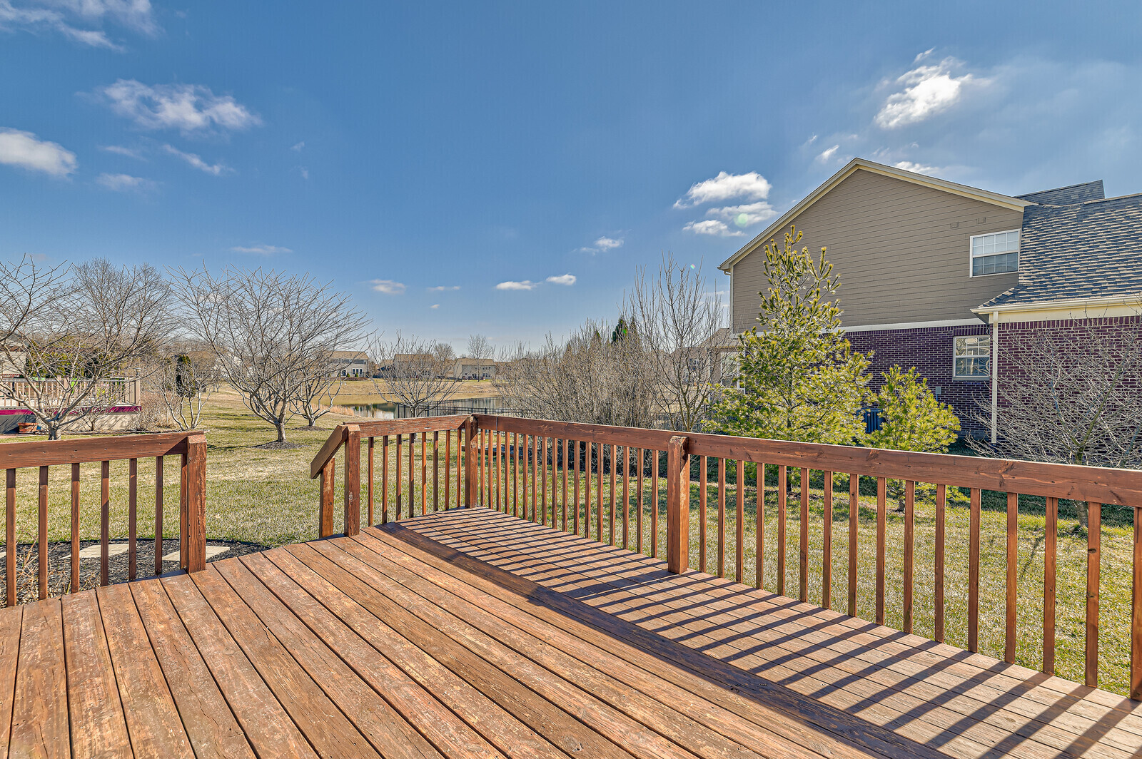 4045 Rowlett Place