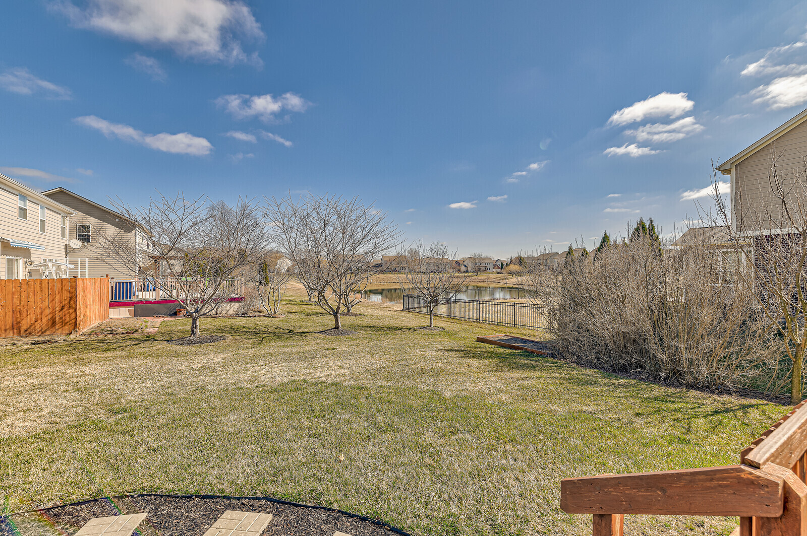 4045 Rowlett Place