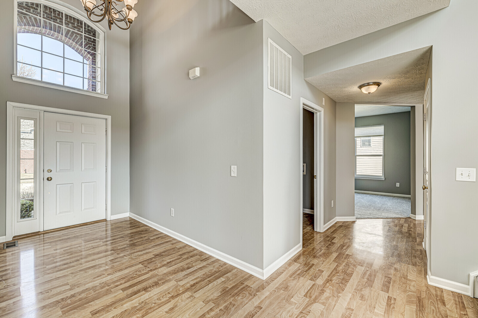 4045 Rowlett Place