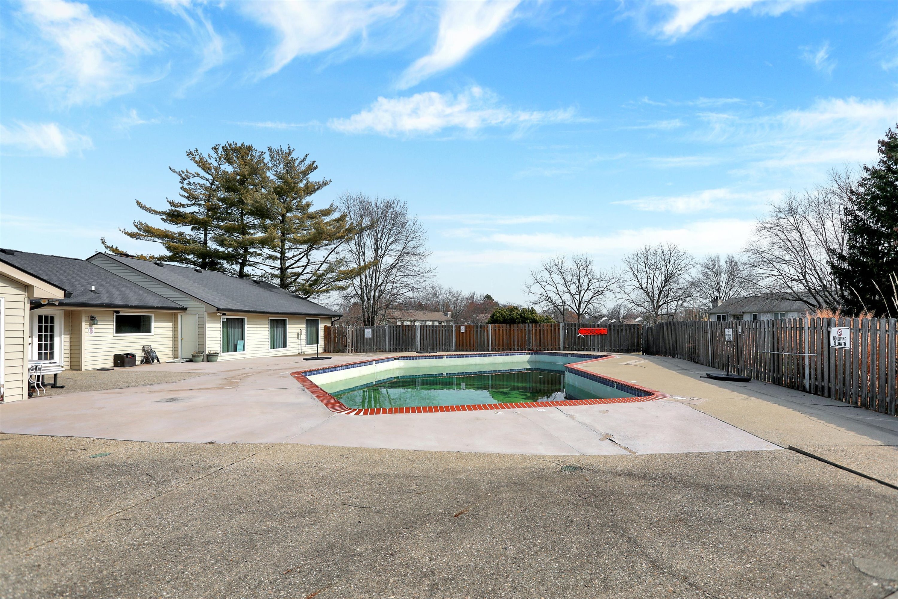 2955 Grinnell Lane