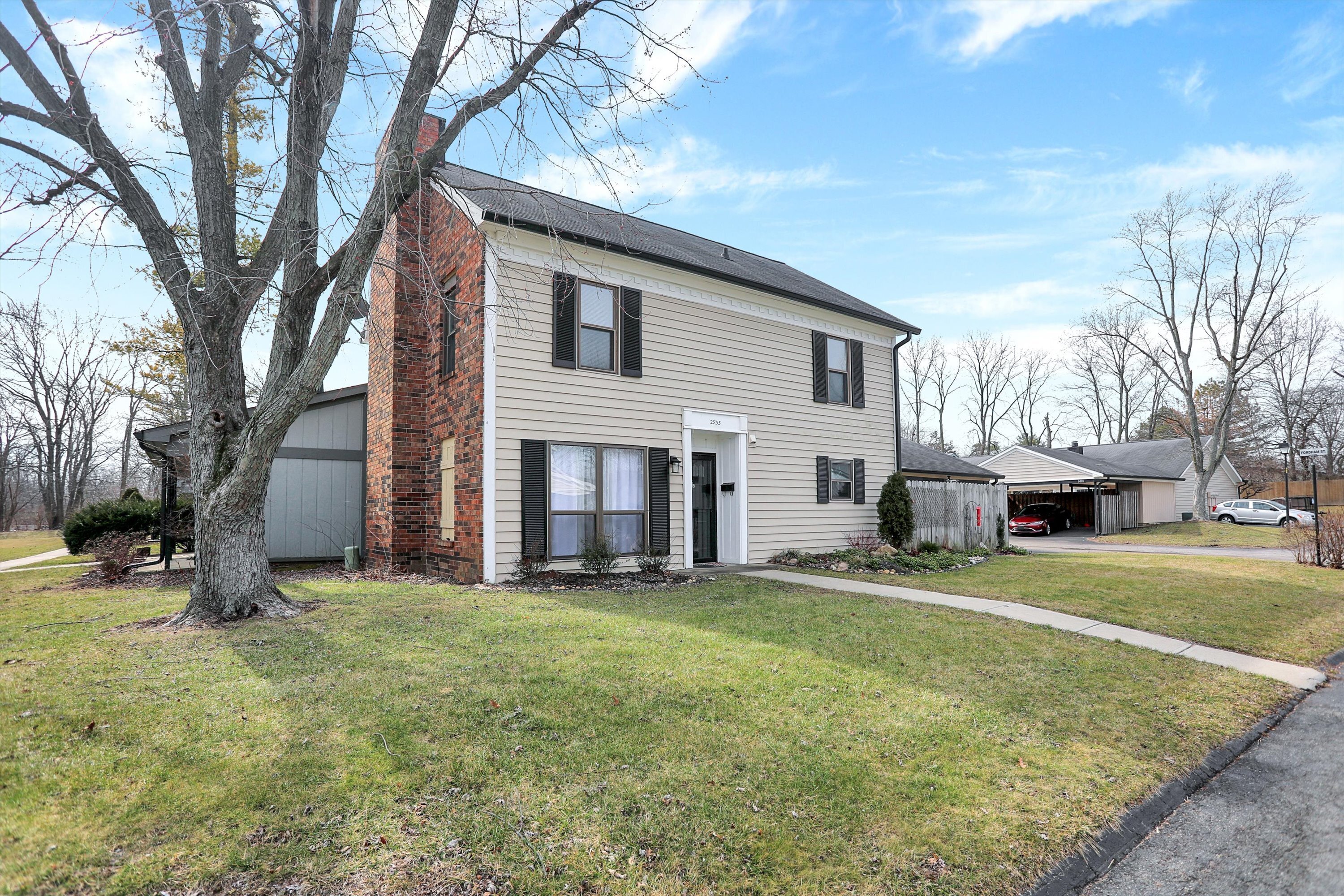 2955 Grinnell Lane