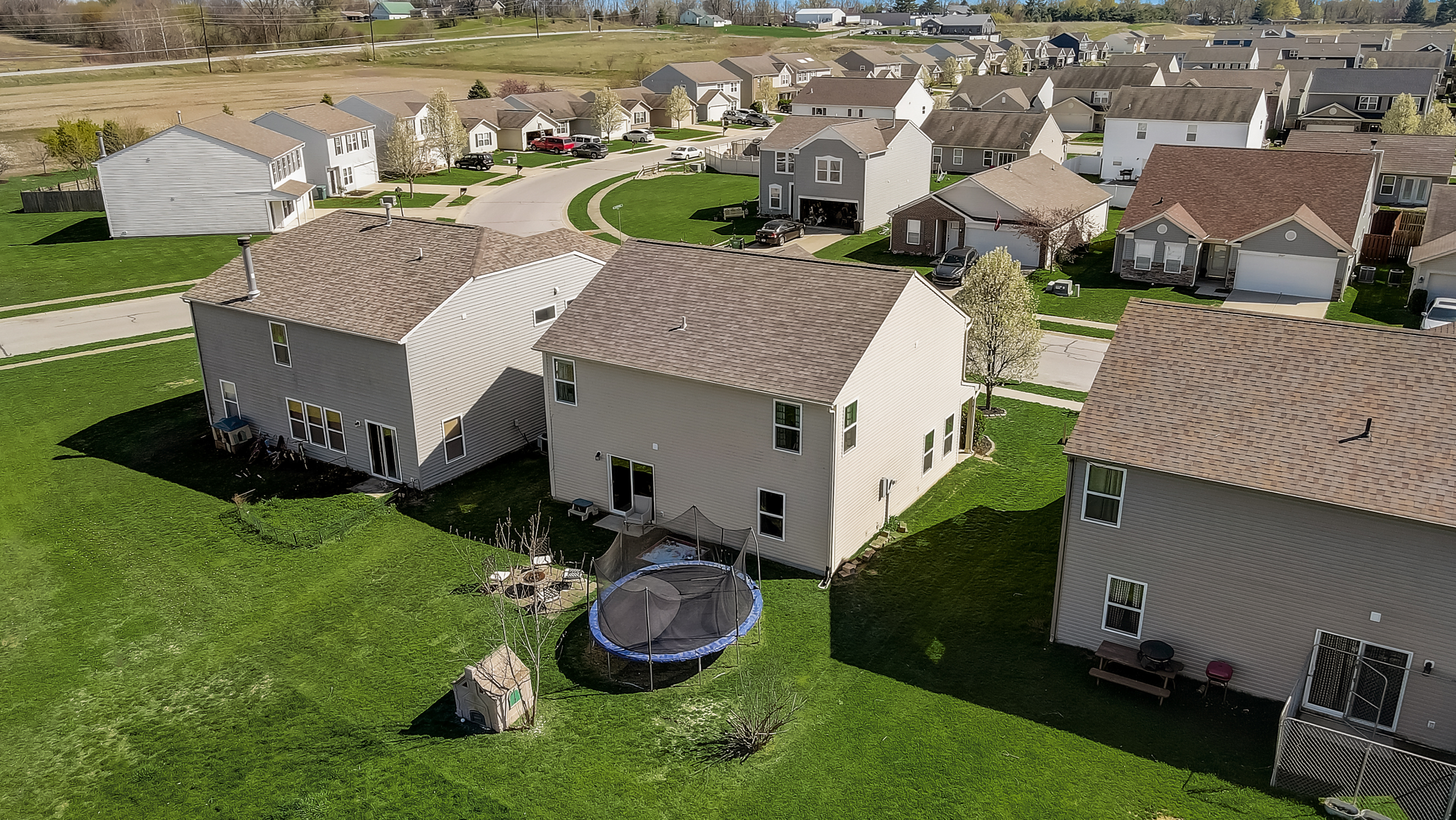 2932 W Longbranch Drive