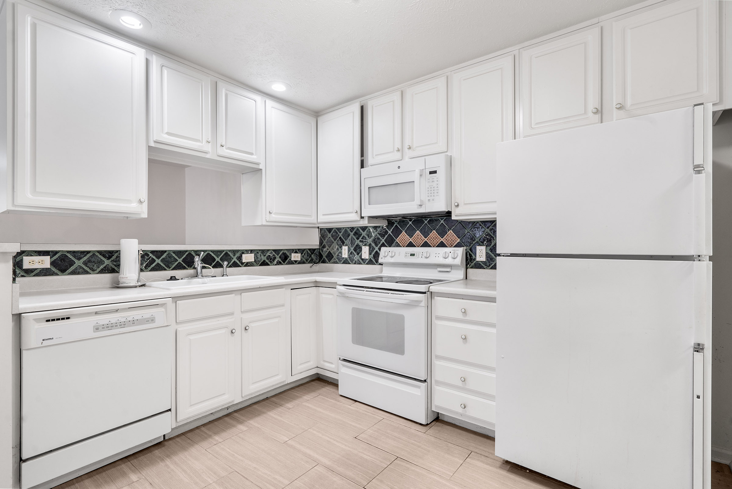 7467 Vineyard Drive