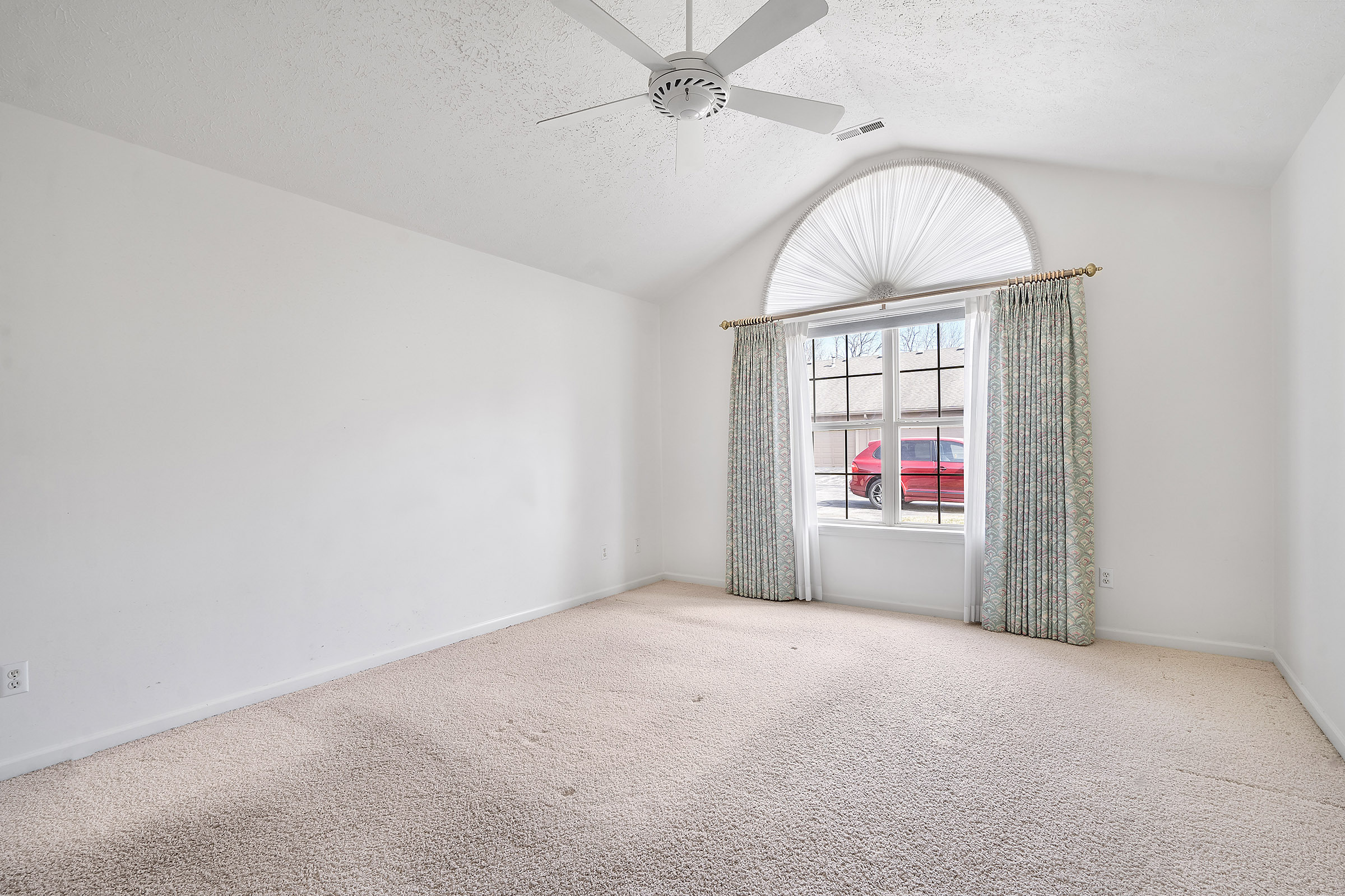 7467 Vineyard Drive