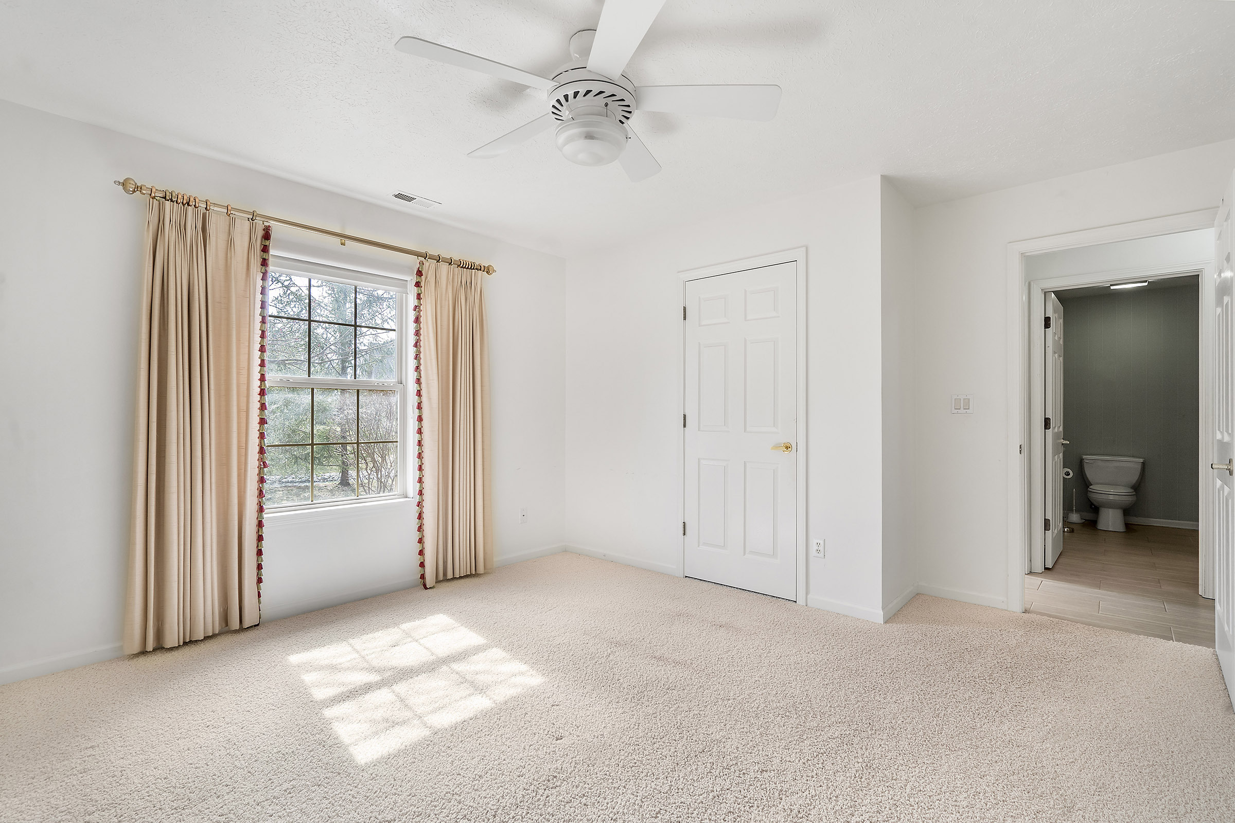 7467 Vineyard Drive