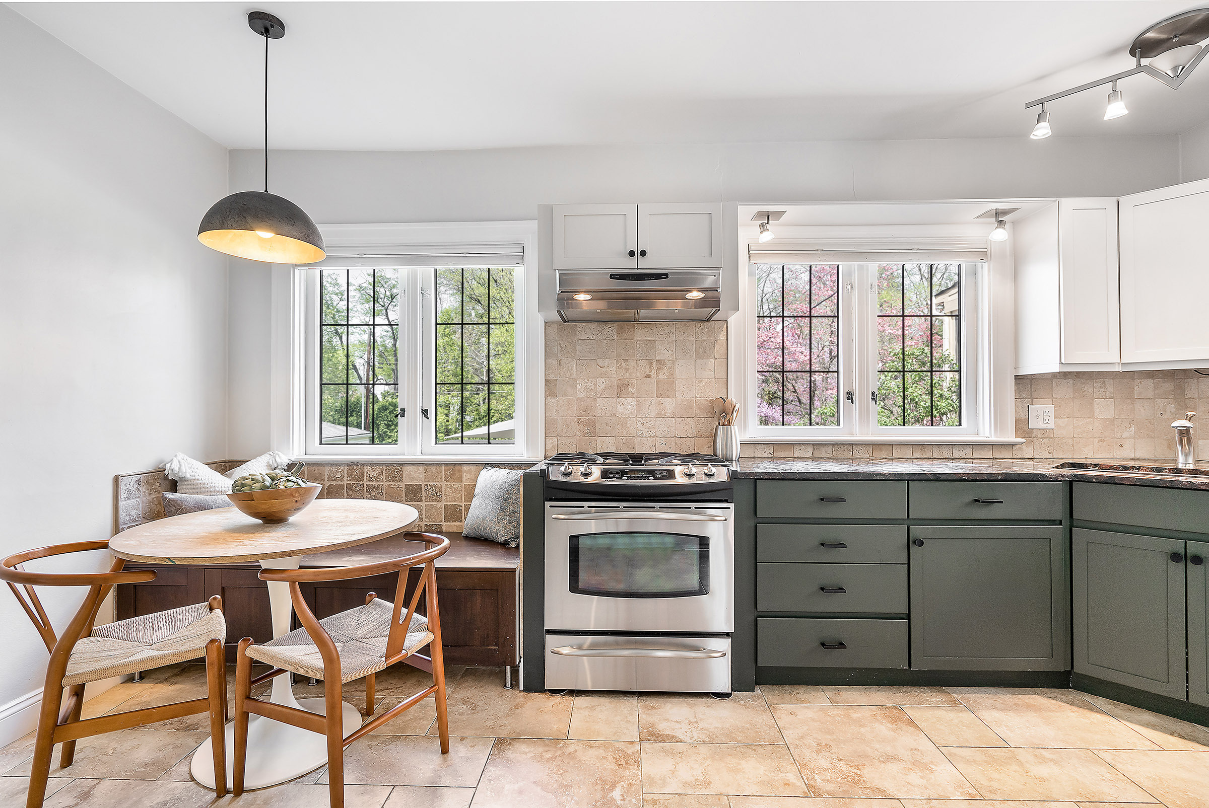 28 E 55th Street