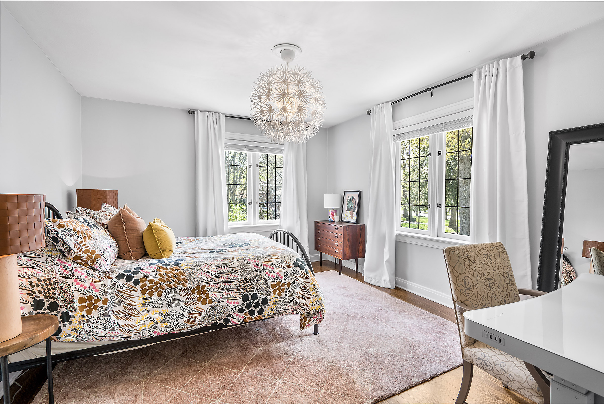 28 E 55th Street