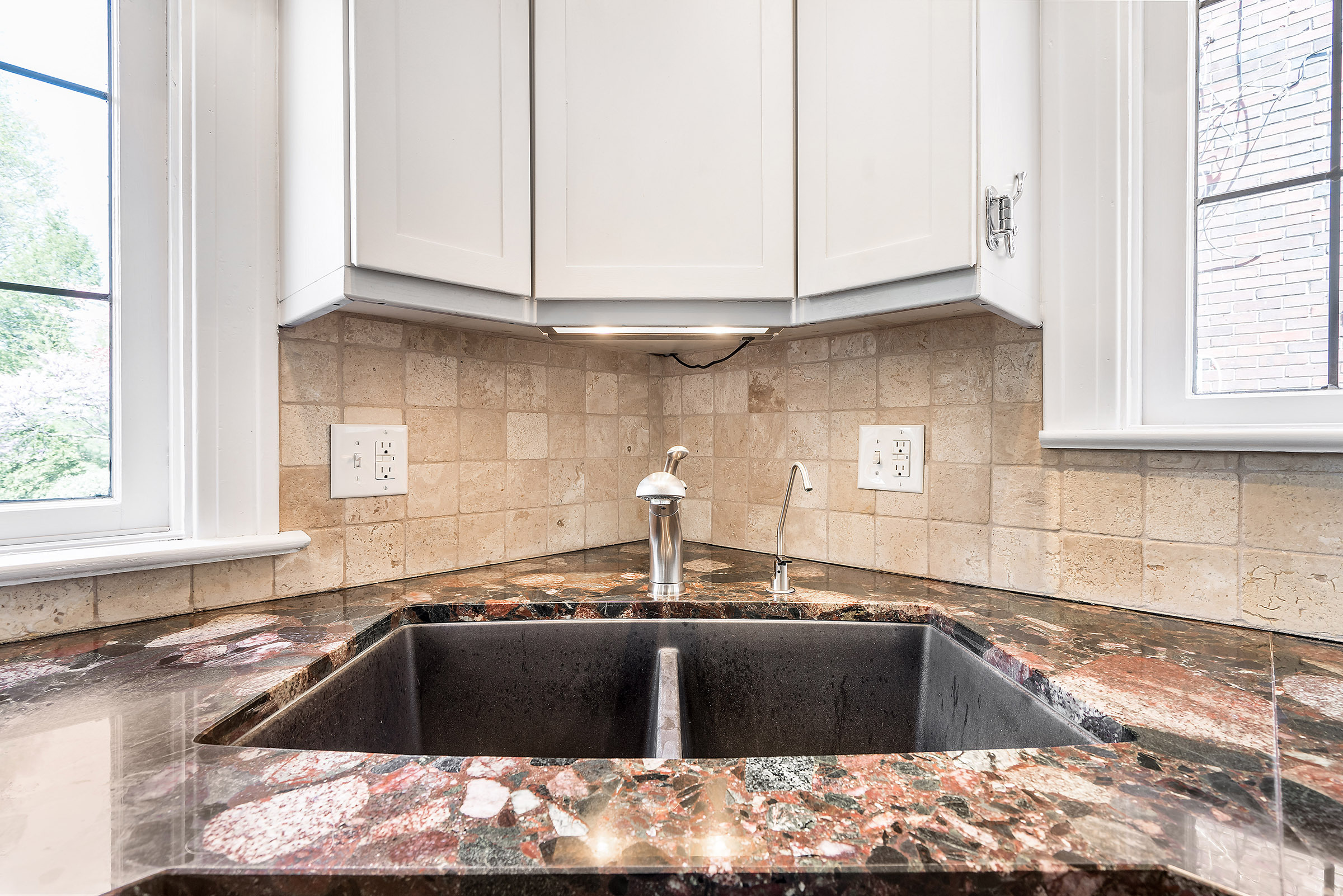 28 E 55th Street