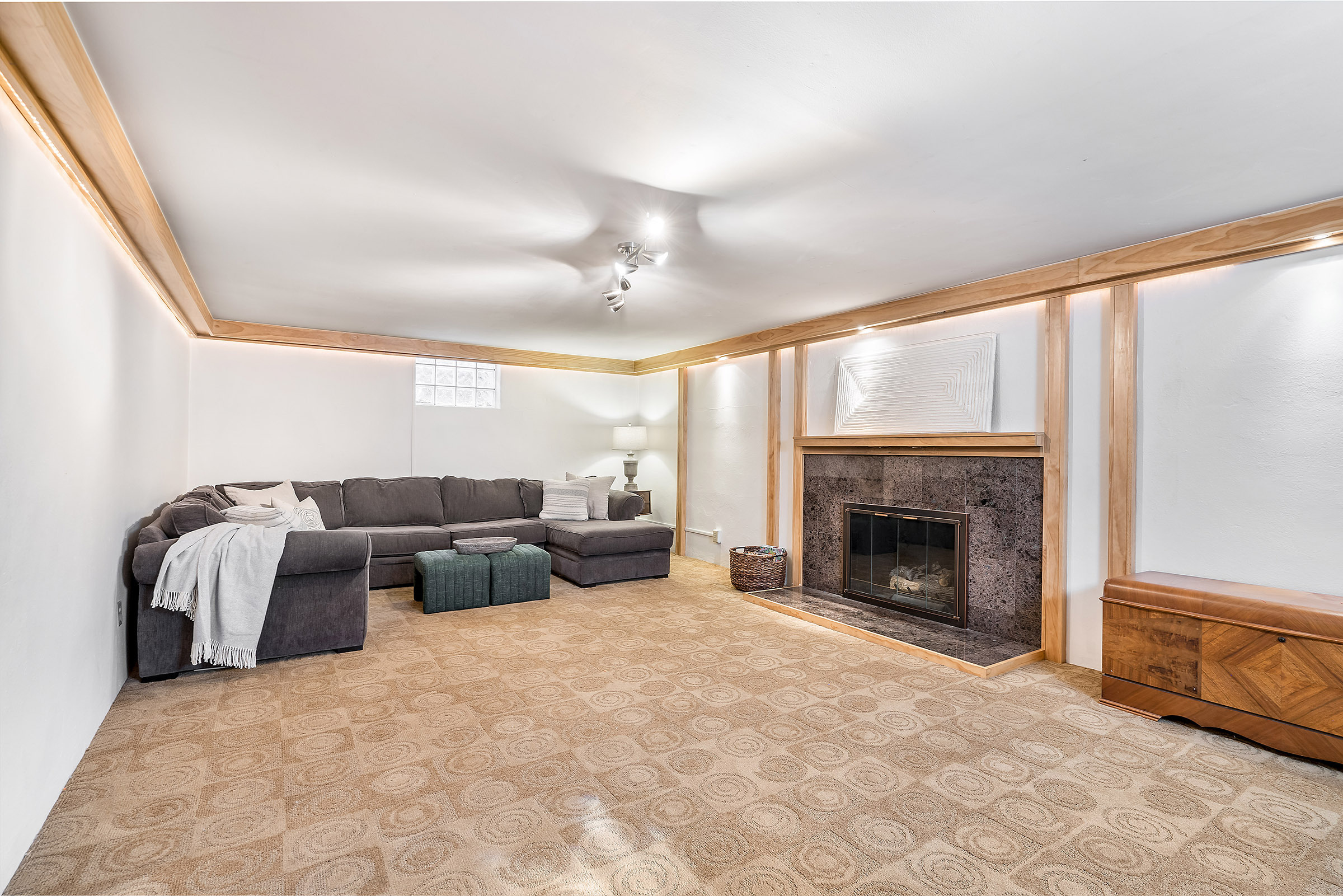 28 E 55th Street