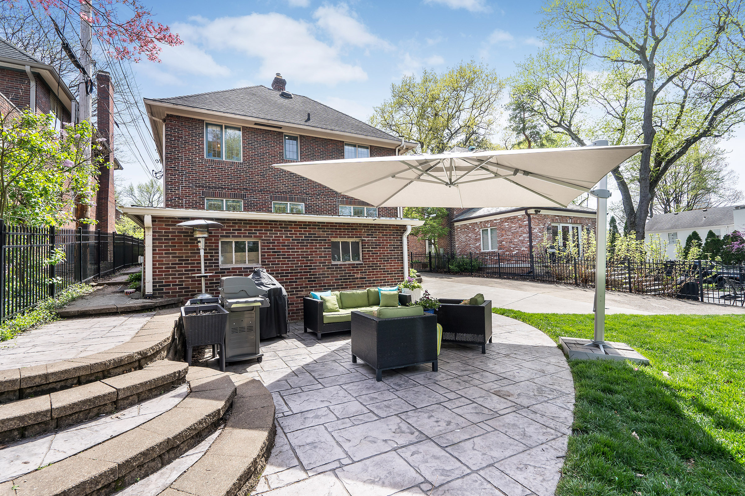 28 E 55th Street