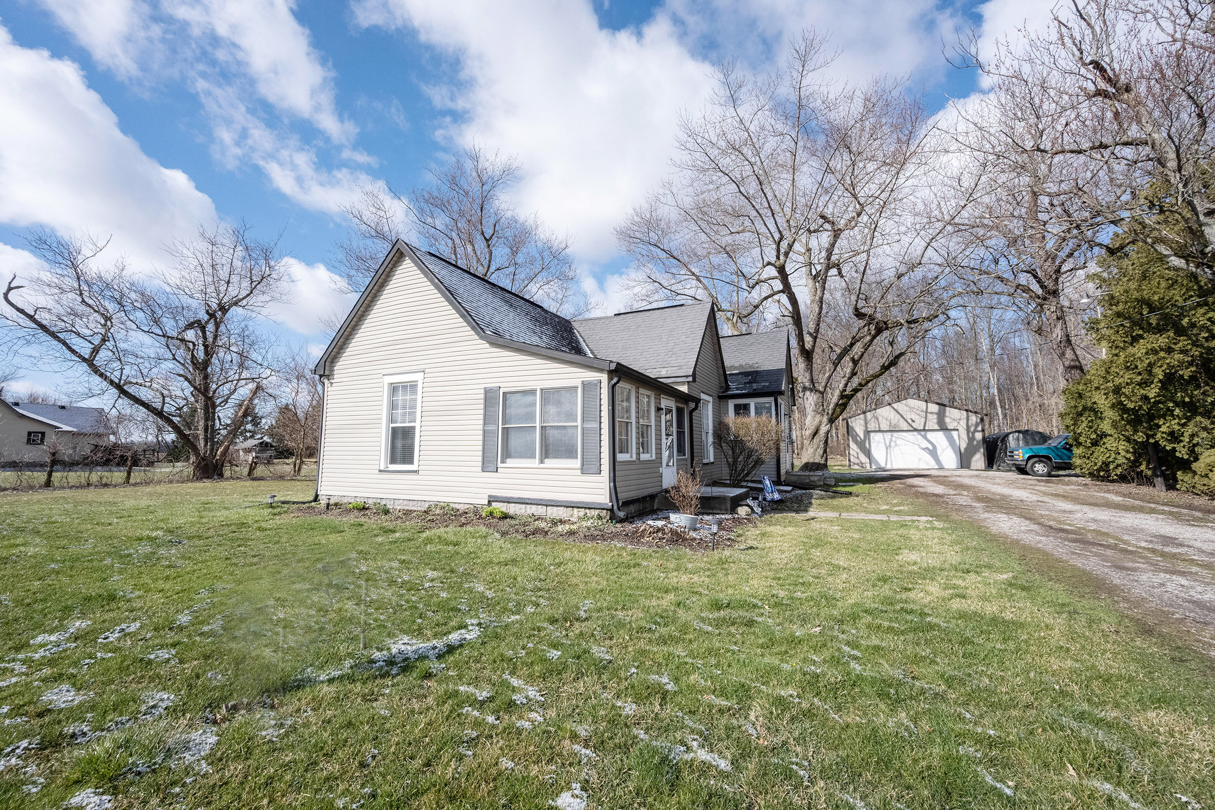 5770 N State Road 39