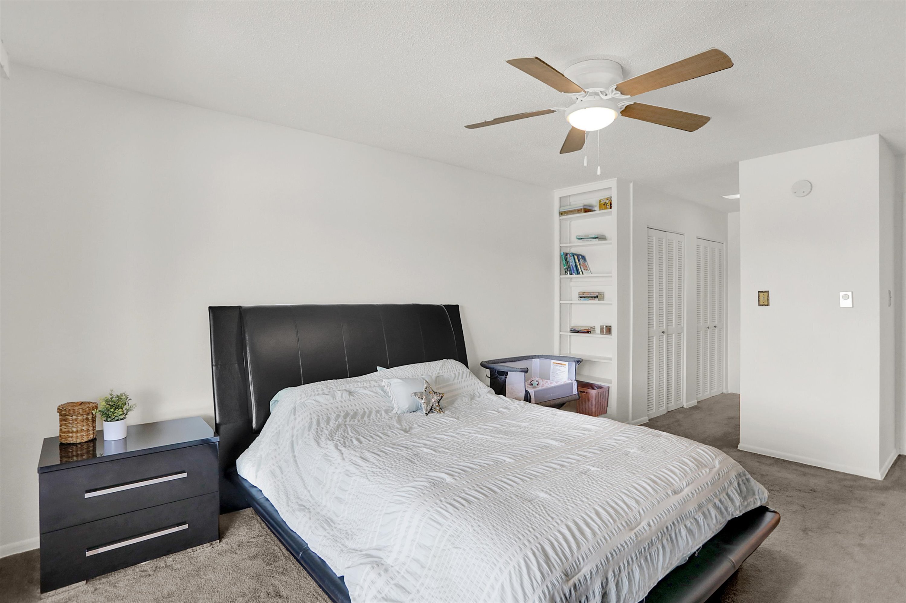 3016 Lake Shore Drive Unit: UNIT F