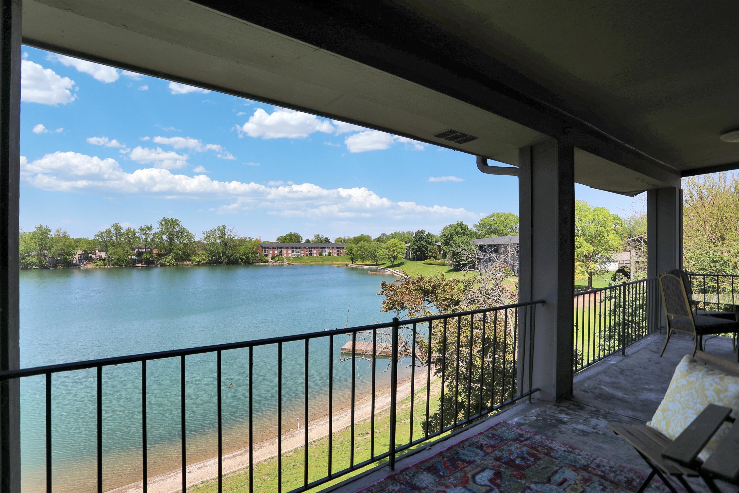 3016 Lake Shore Drive Unit: UNIT F