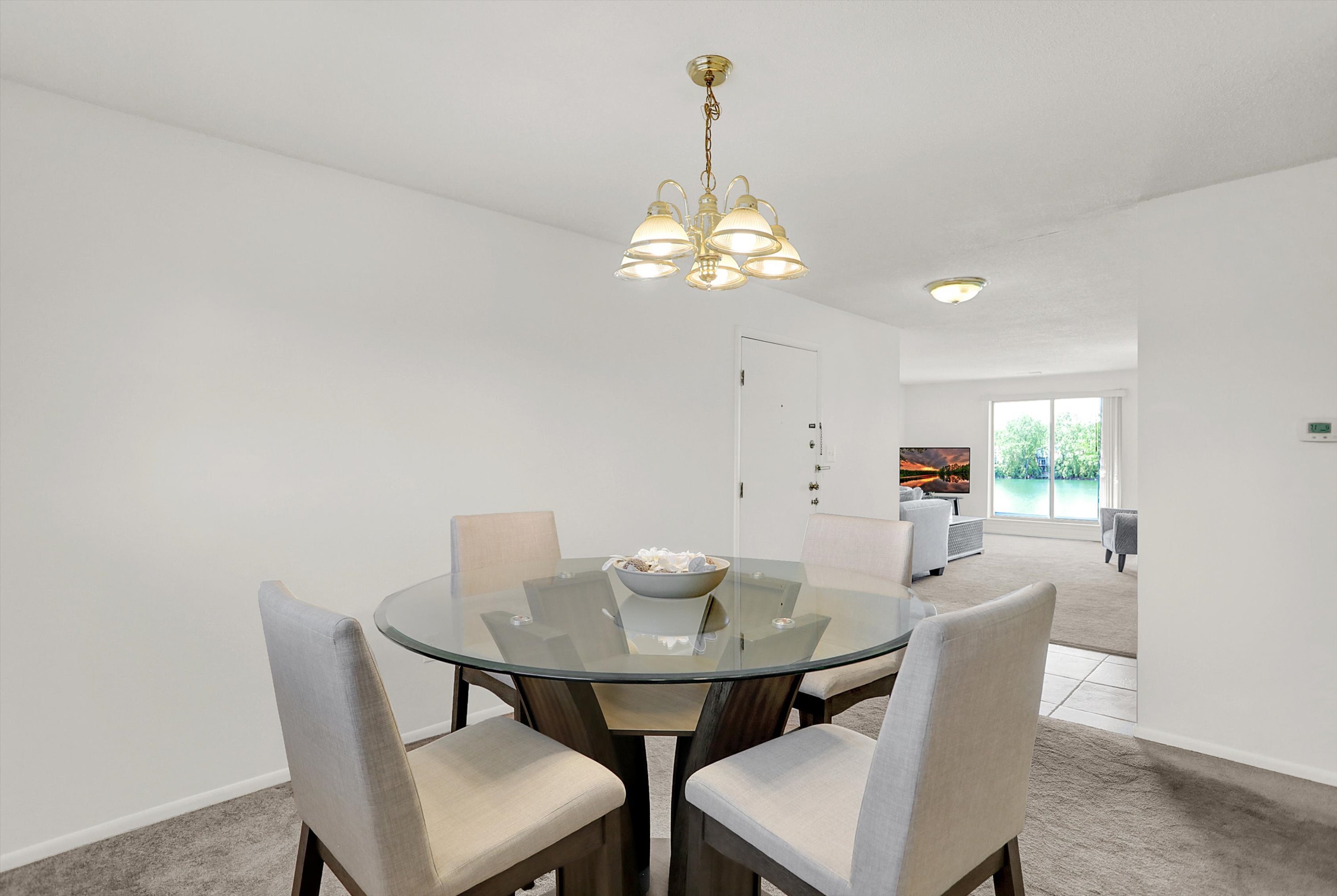 3016 Lake Shore Drive Unit: UNIT F