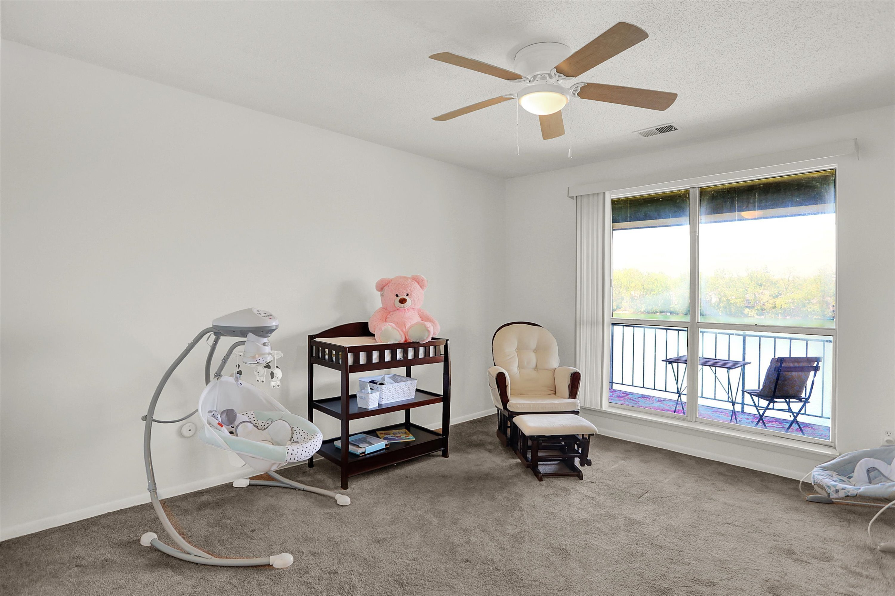 3016 Lake Shore Drive Unit: UNIT F