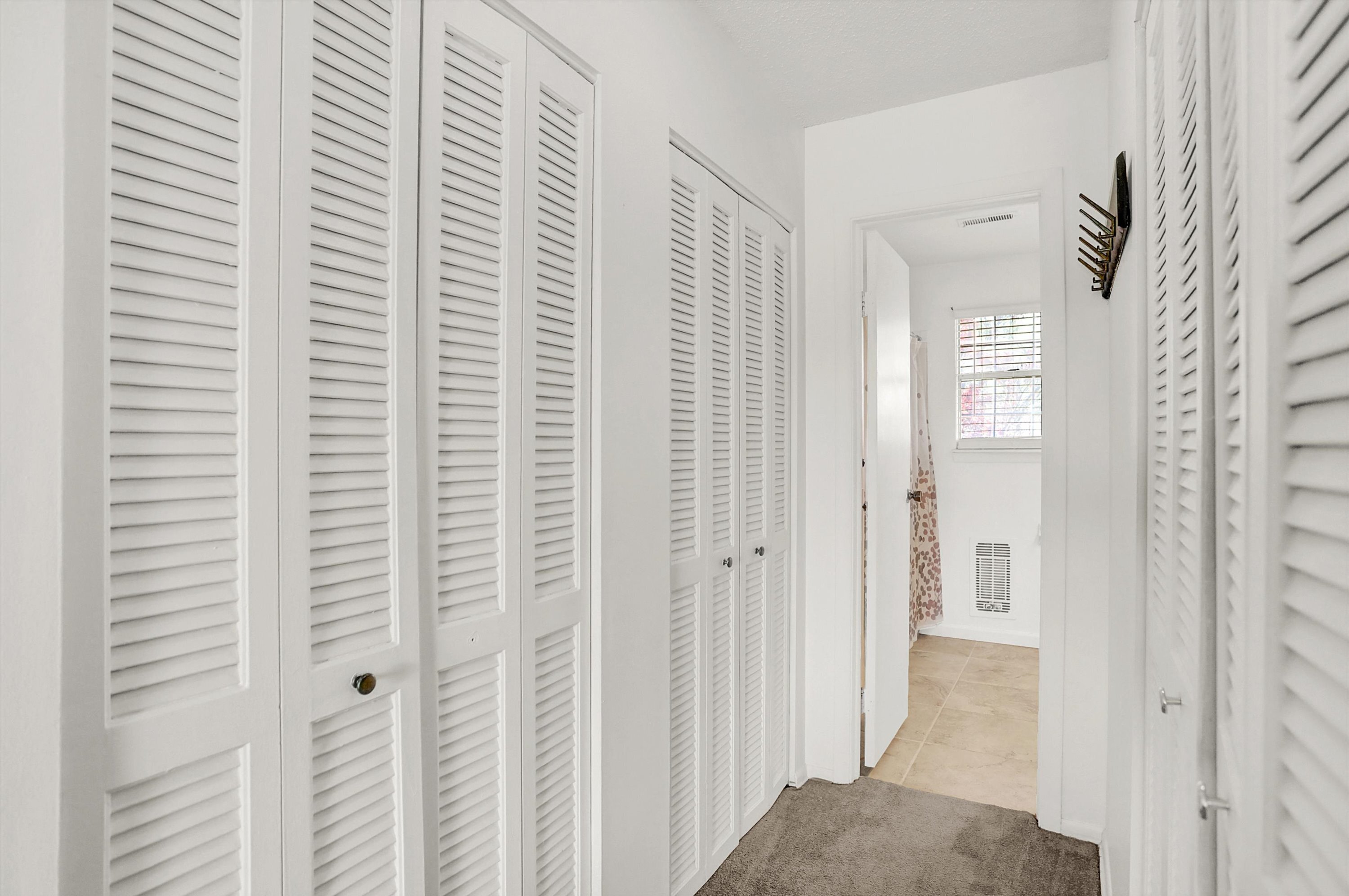 3016 Lake Shore Drive Unit: UNIT F