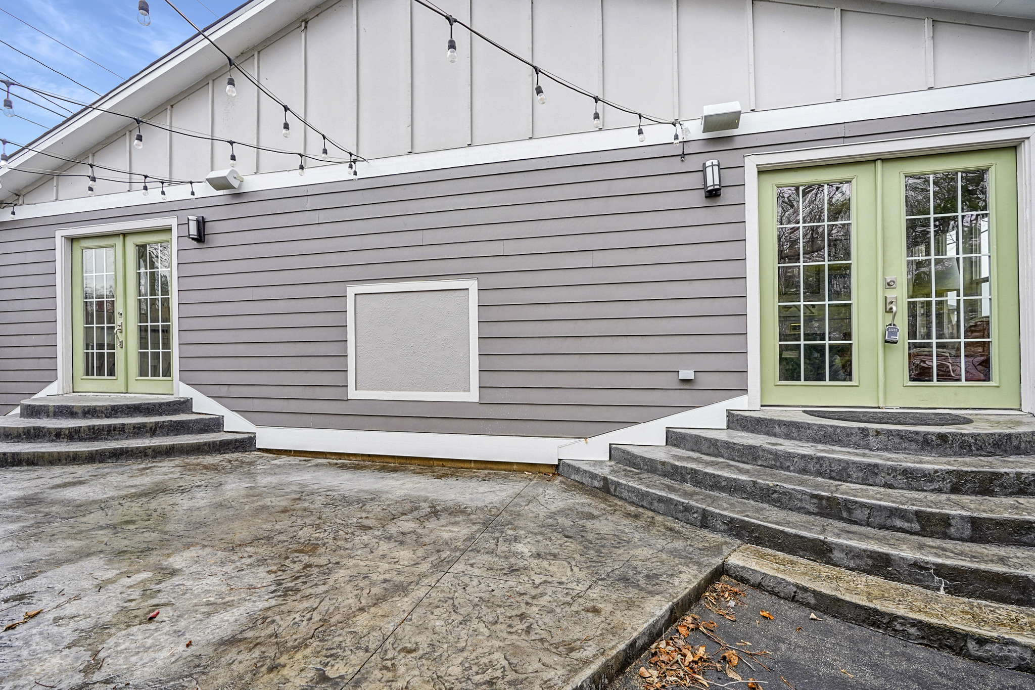 4117 N Capitol Avenue