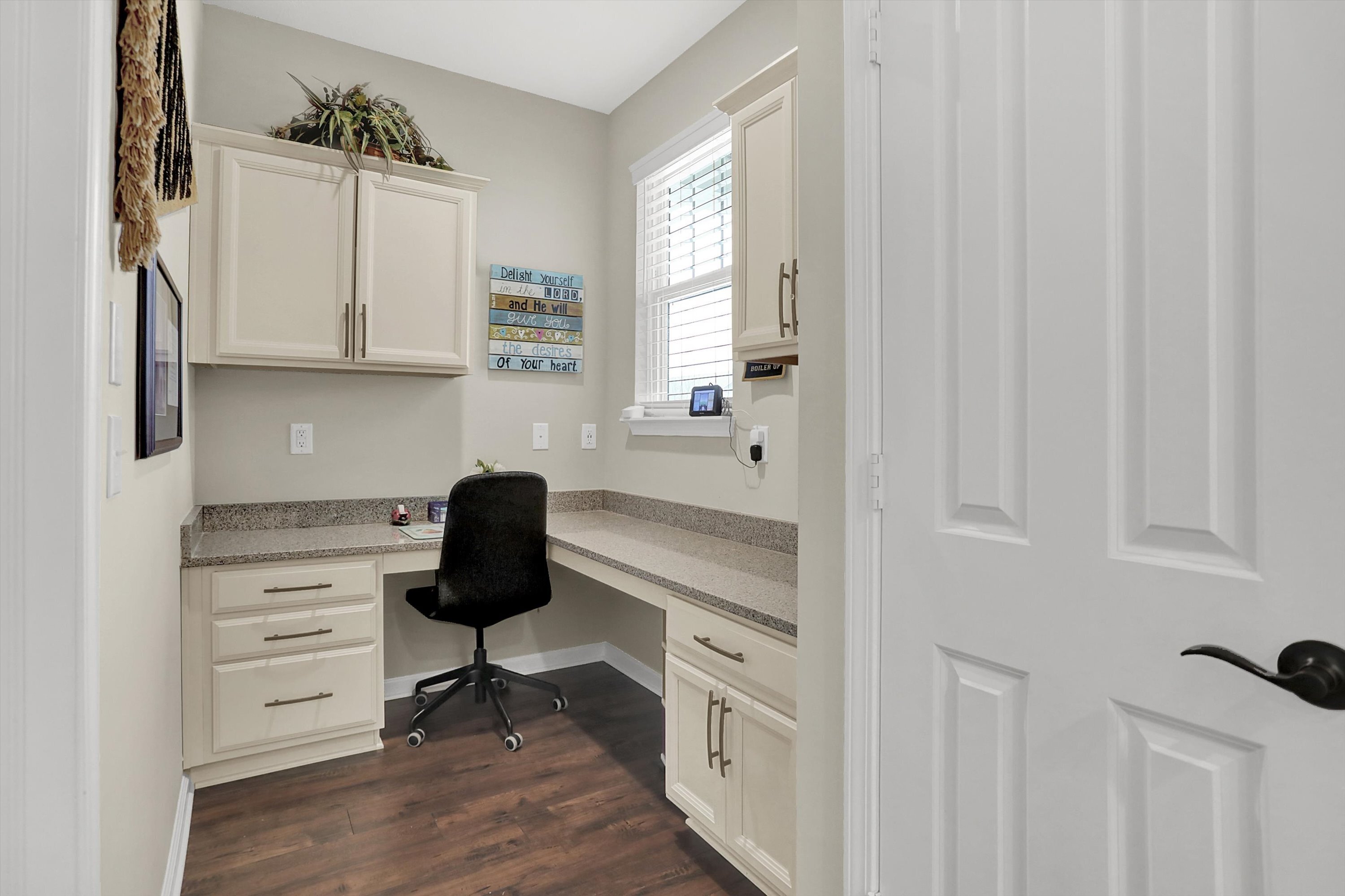 17383 Haxby Lane