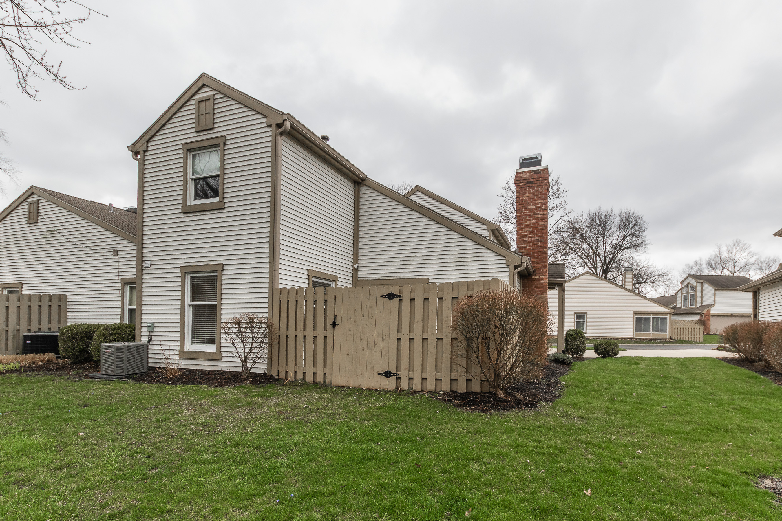 11679 Buttonwood Drive