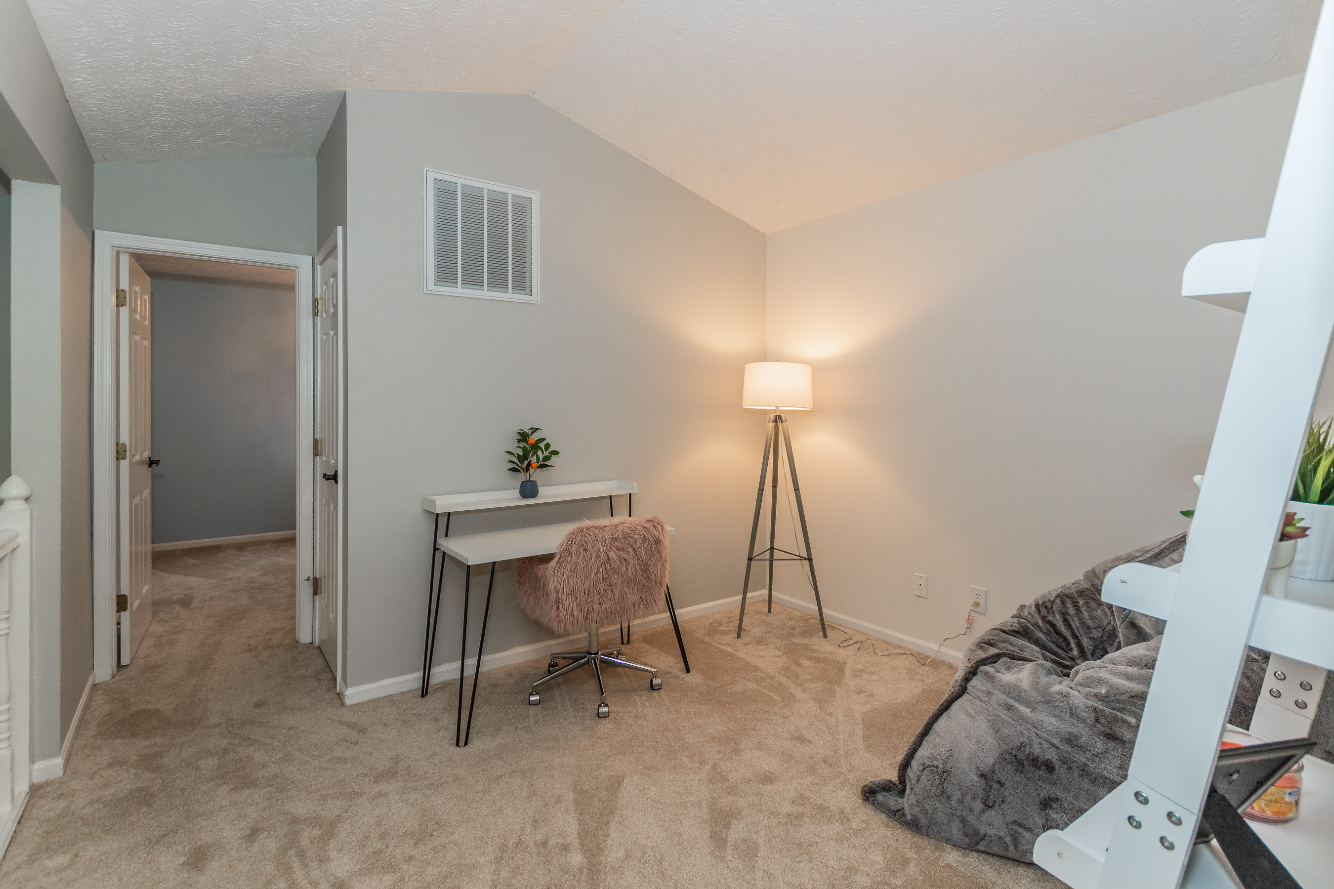 11679 Buttonwood Drive