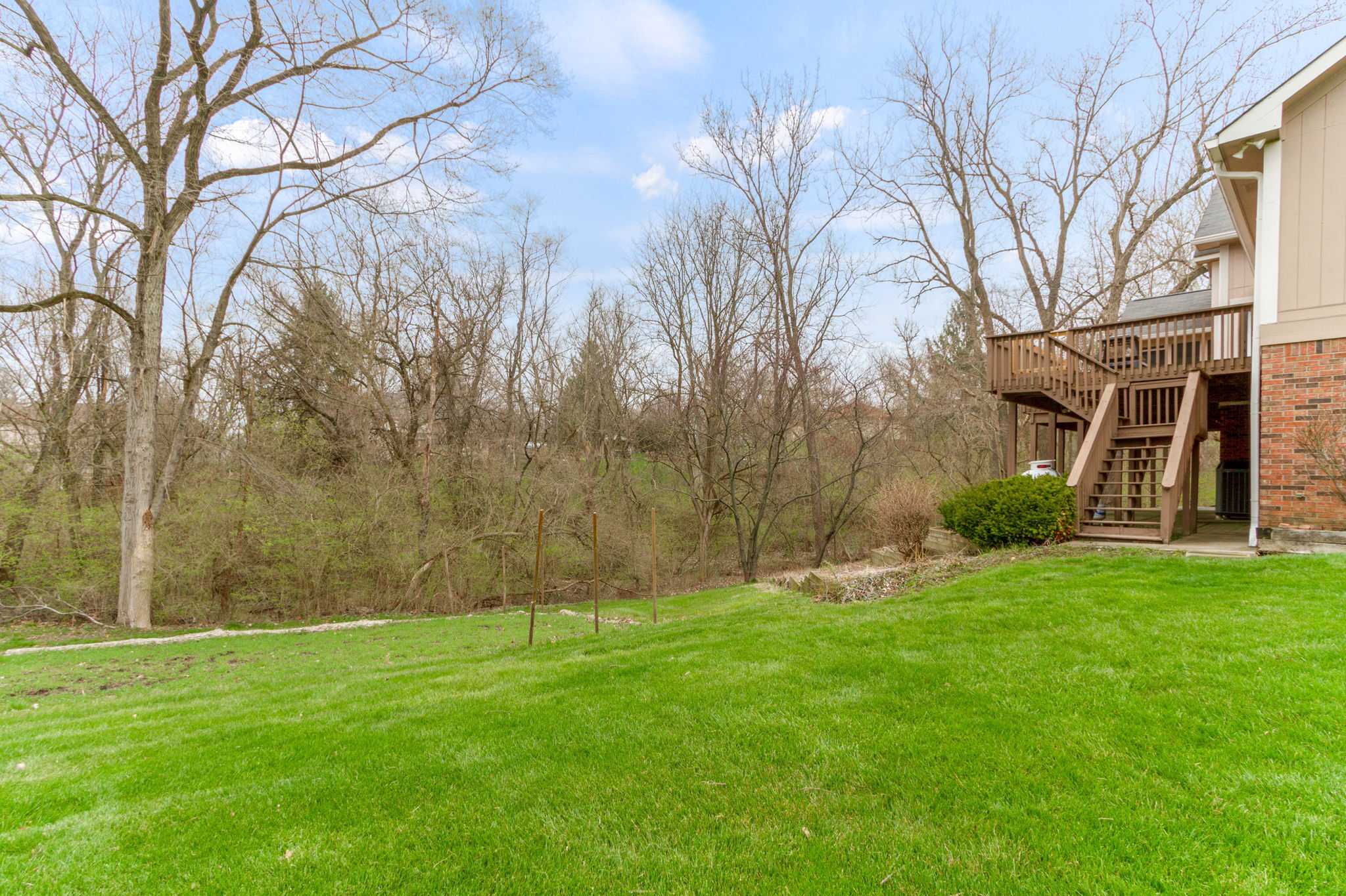 6716 Thoroughbred Drive
