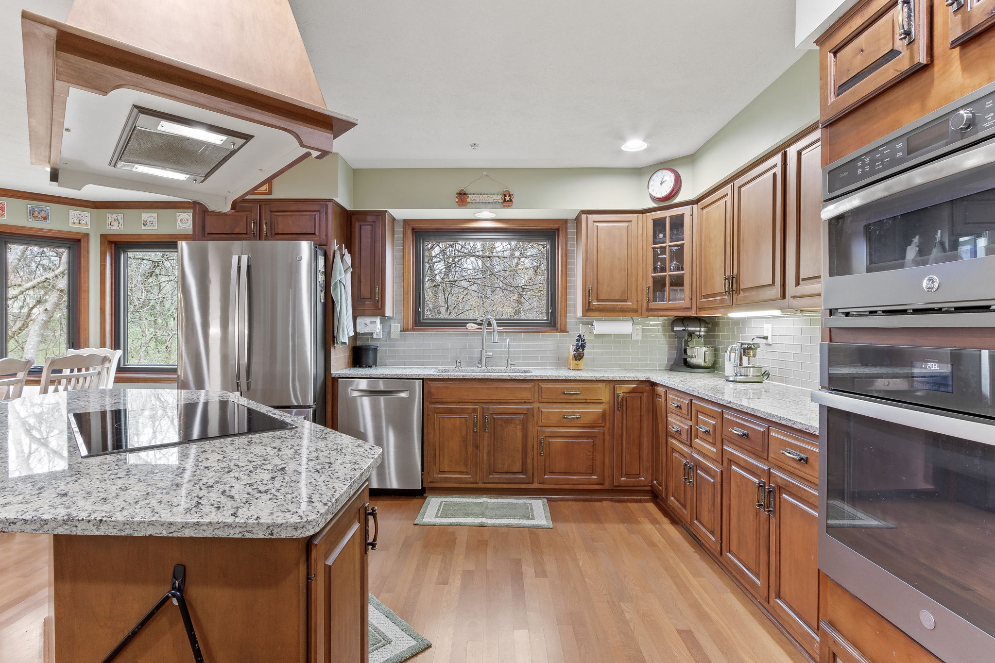 6716 Thoroughbred Drive