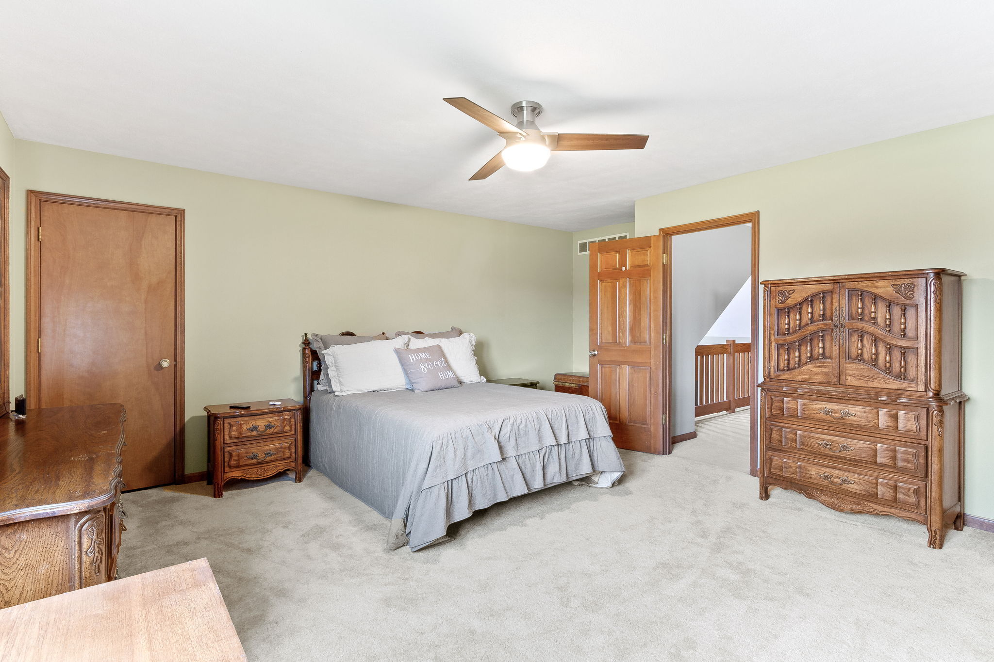 6716 Thoroughbred Drive