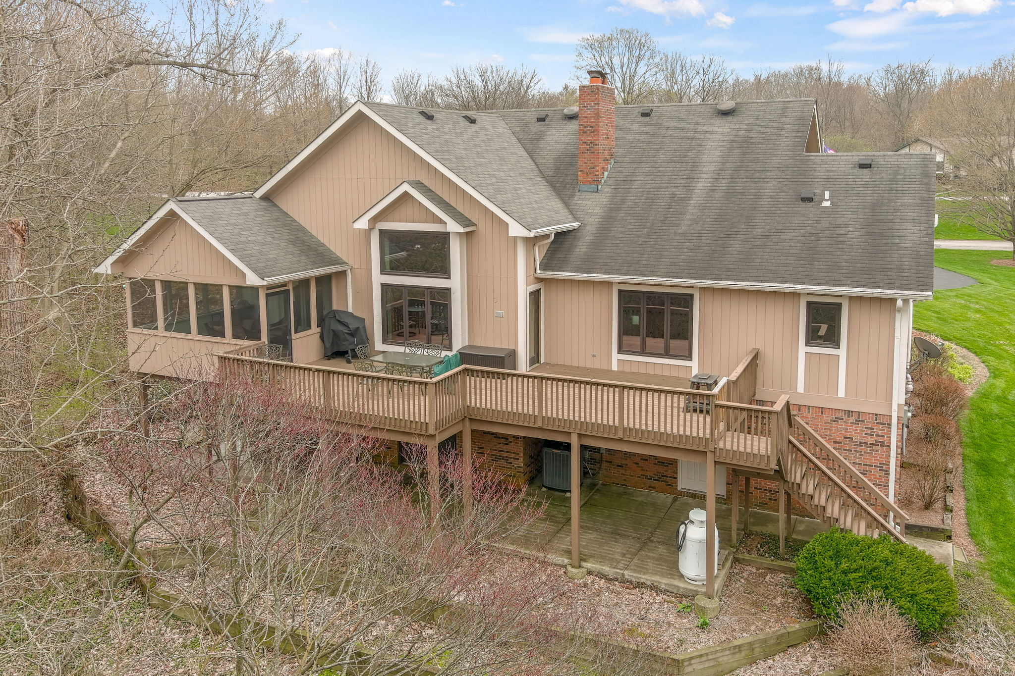 6716 Thoroughbred Drive